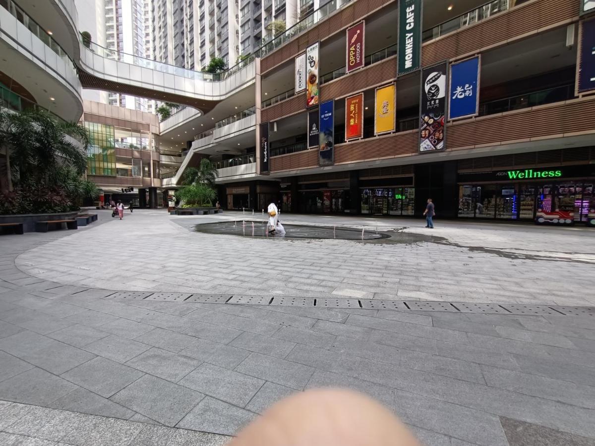R&F Princess Cove Premium Homestay Famaily Johor Bahru Exteriör bild