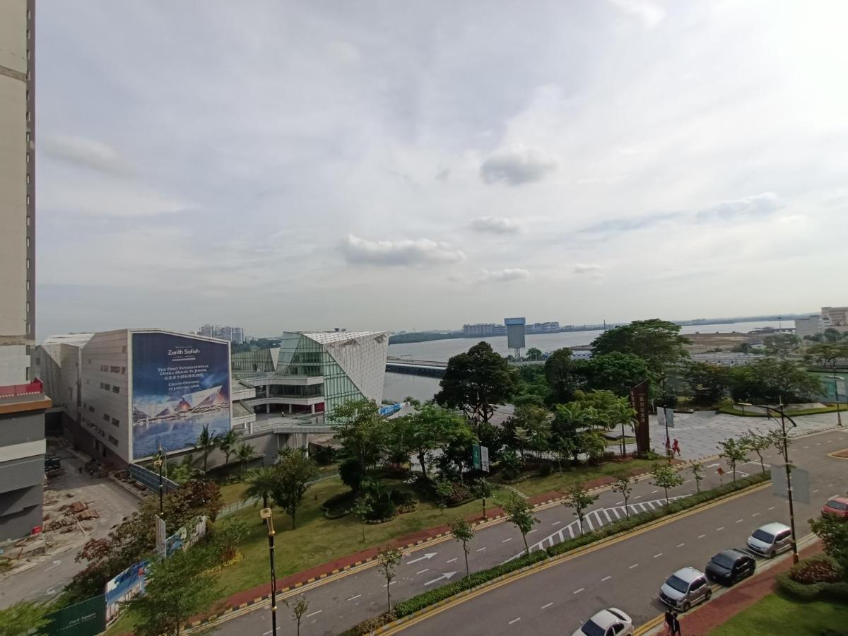 R&F Princess Cove Premium Homestay Famaily Johor Bahru Exteriör bild