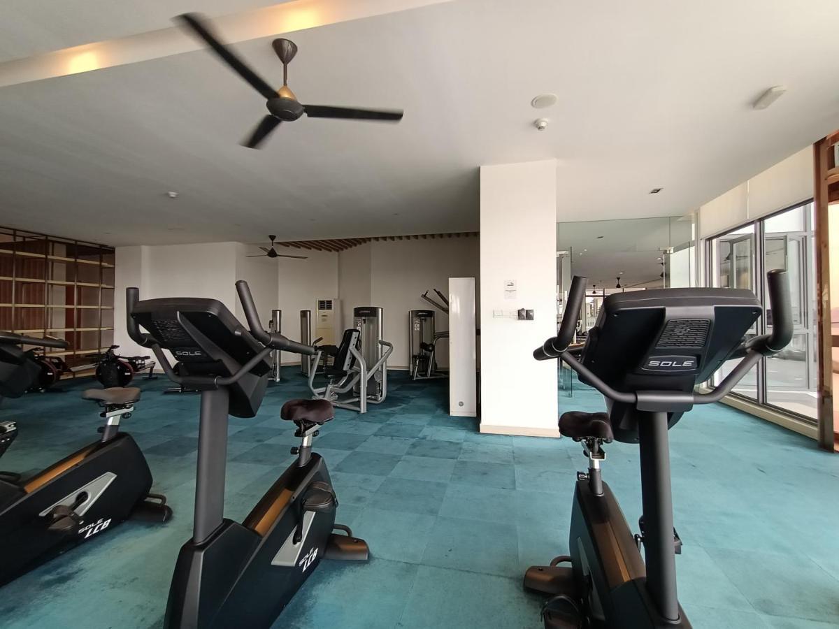 R&F Princess Cove Premium Homestay Famaily Johor Bahru Exteriör bild