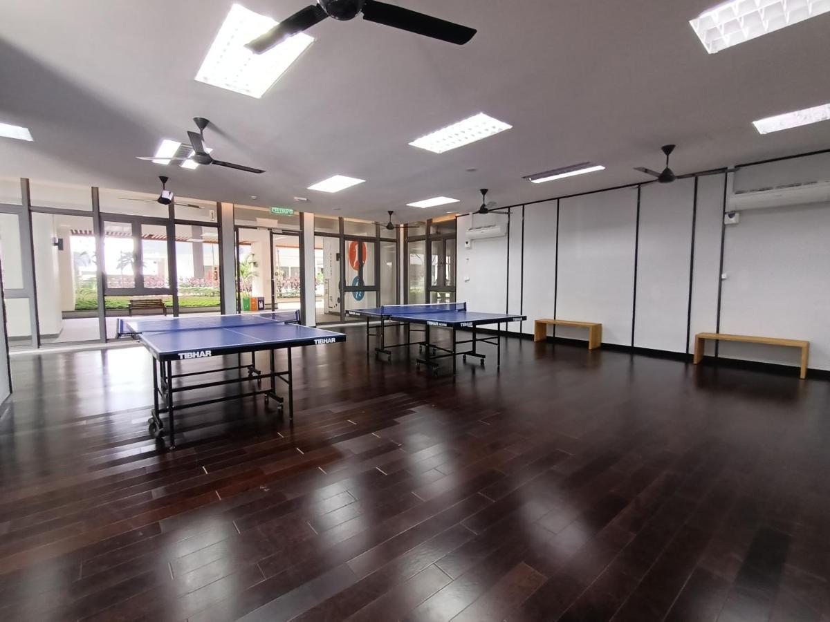 R&F Princess Cove Premium Homestay Famaily Johor Bahru Exteriör bild